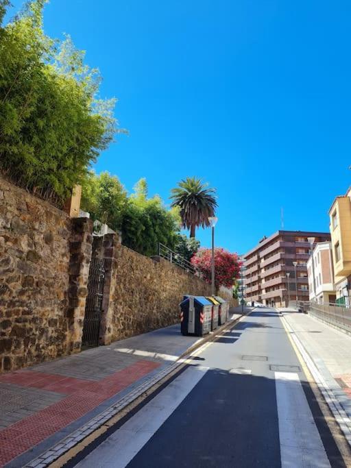 La Casita Verde. Metro Cerca Del Casco Viejo Bilbao Exteriér fotografie