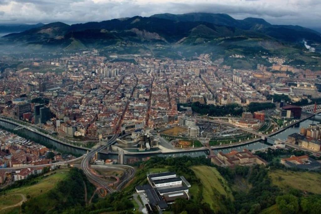 La Casita Verde. Metro Cerca Del Casco Viejo Bilbao Exteriér fotografie