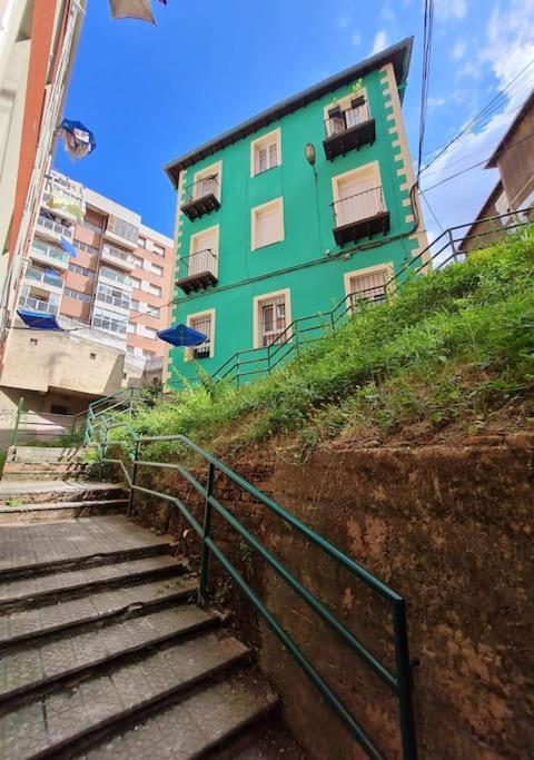 La Casita Verde. Metro Cerca Del Casco Viejo Bilbao Exteriér fotografie