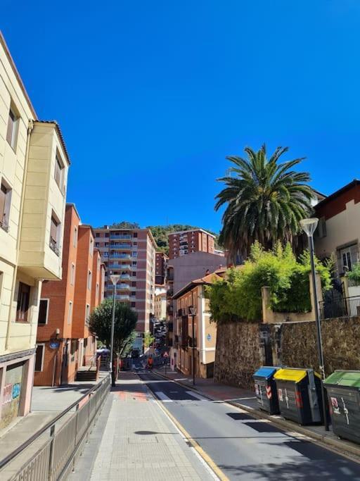 La Casita Verde. Metro Cerca Del Casco Viejo Bilbao Exteriér fotografie
